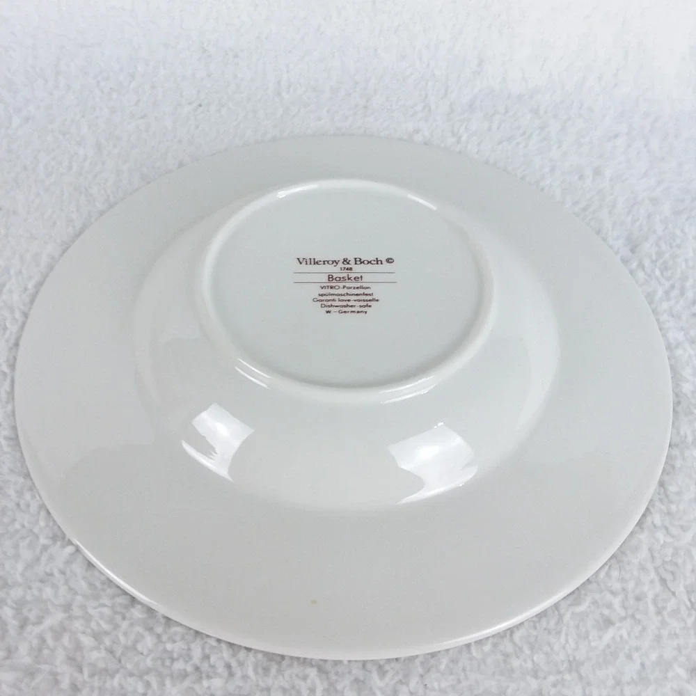 2 Villeroy & Boch Basket Large Rim Soup Bowl 9 3/8